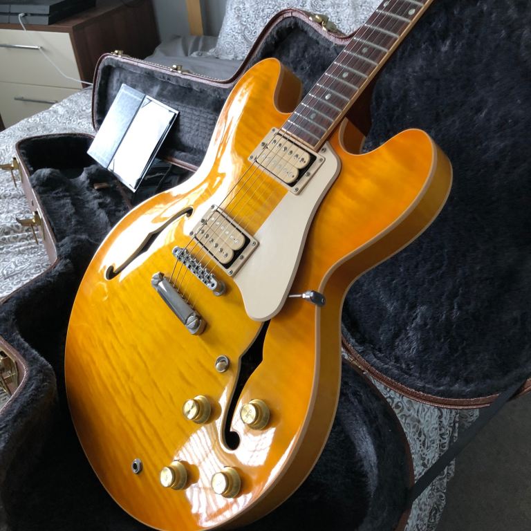 Ltd Ed Gibson 335. Factory fitted DiMarzios