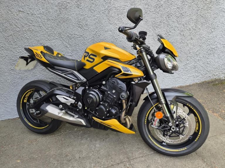 2024 Triumph Street Triple RS 