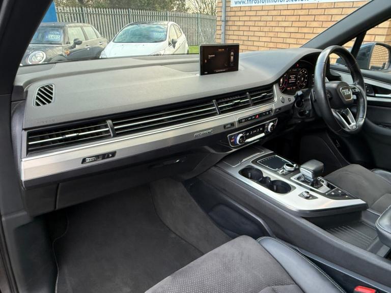 ** MUST SEE ** 2016 (65) Audi Q7 3.0 TDI V6 272 Quattro S line Auto 7 seater 4X4