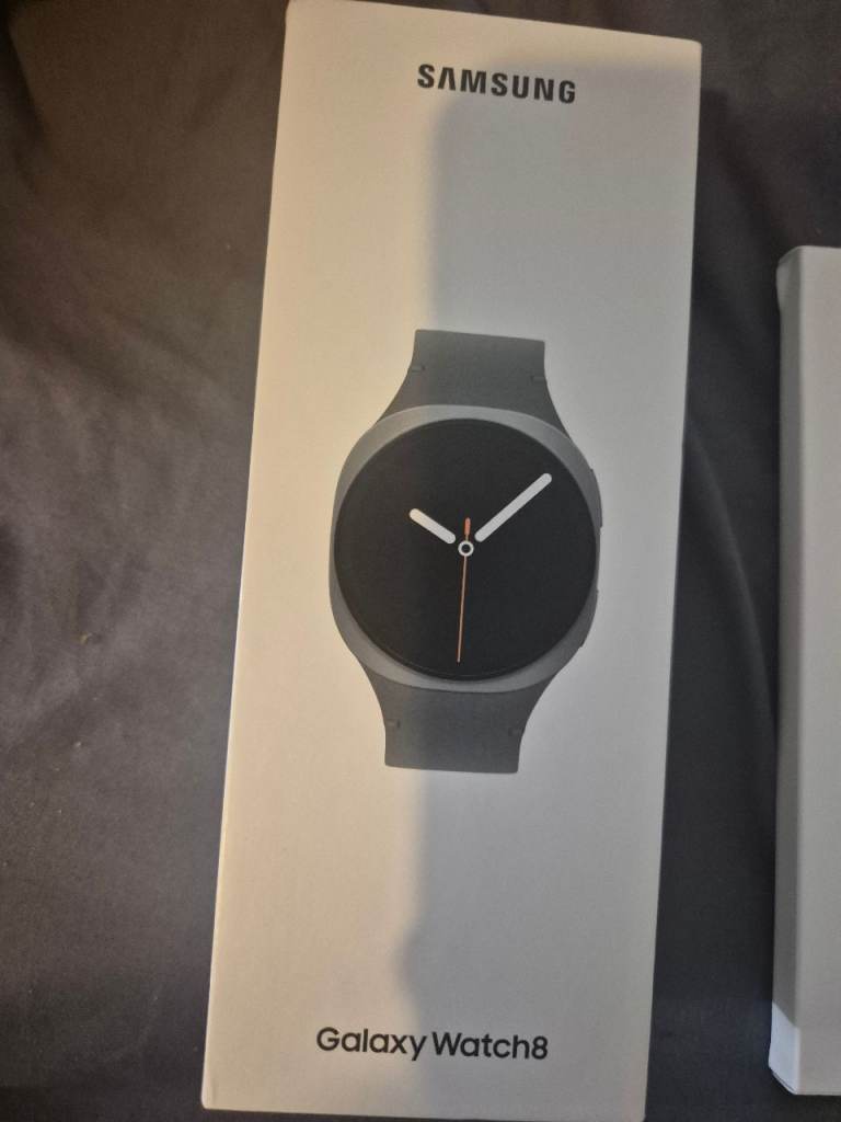 SAMSUNG WATCH 8 