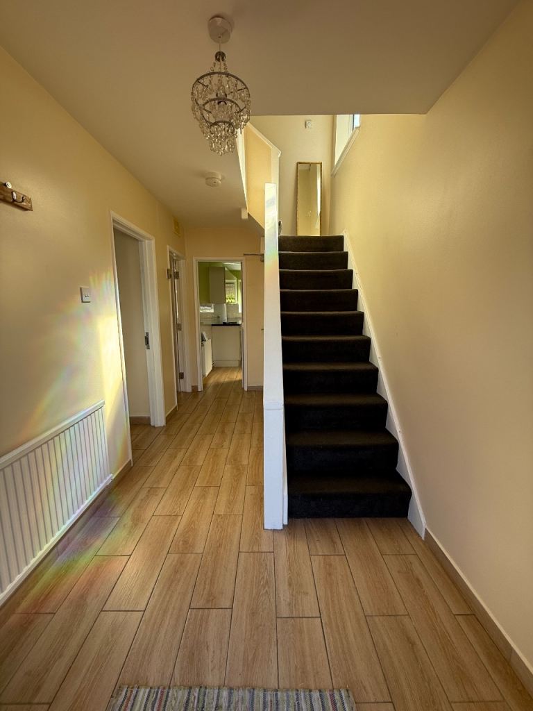  3-Bedroom Semi-Detached House – Worcester WR5