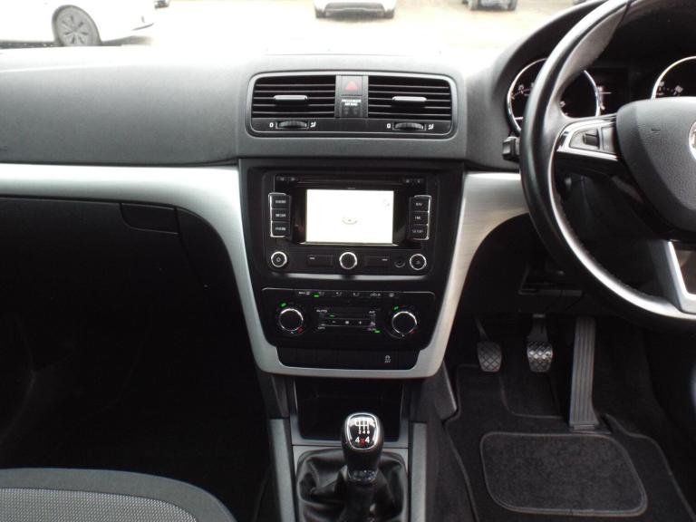  Skoda Yeti 2.0 TDI SE Outdoor 4WD Euro 5 5dr Diesel Manual