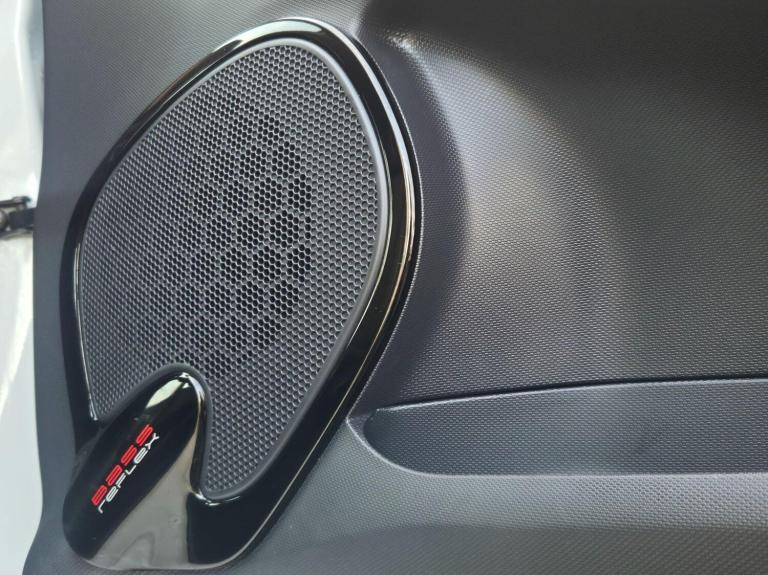 2014 Renault Clio 1.2 16V Dynamique MediaNav 5dr HATCHBACK PETROL Manual