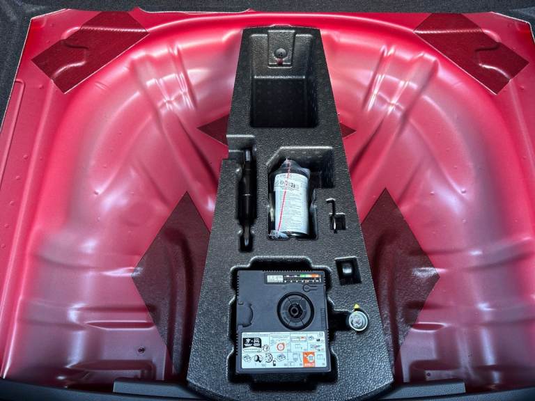 2025 SEAT Ateca 1.5 TSI EVO FR Black Edition 5dr Estate PETROL Manual