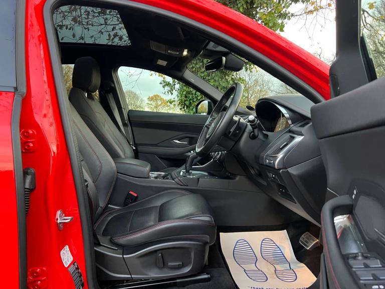 2020 Jaguar E-Pace 2.0 E-Pace Chequered Flag AWD Auto 4WD 5dr SUV Petrol Automatic