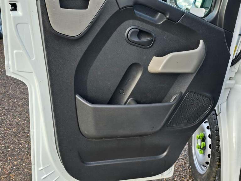 2018 Vauxhall Movano 2.3 CDTI H2 Van 130ps PANEL VAN DIESEL Manual