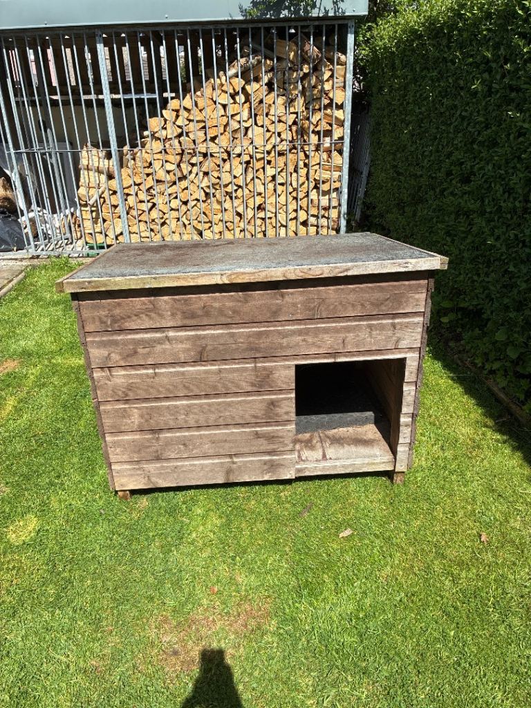 Dog Kennel 