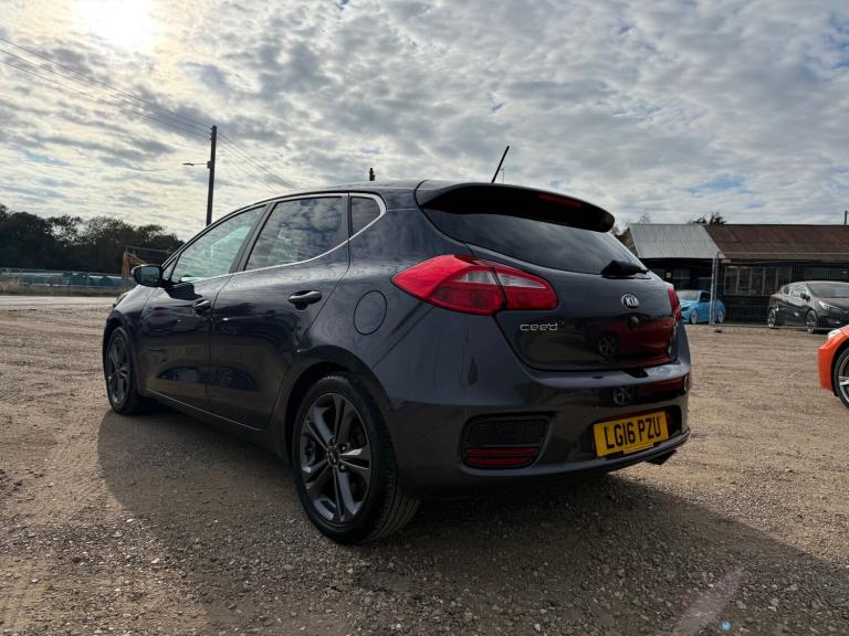 2016 Kia Ceed 1.6 CRDi ISG 4 5dr HATCHBACK Diesel Manual
