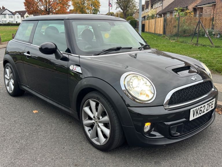 MINI COOPER S MANUAL PETROL 2012 BLACK 1.6