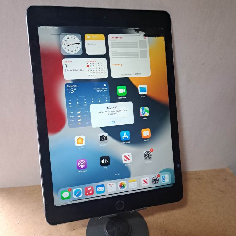 Apple iPad Air 2 16GB Wi-Fi A1566 tablet