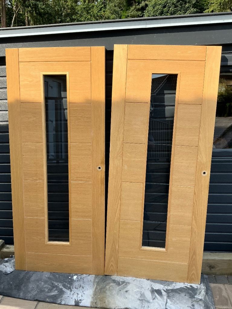 Pair of Modern Oak Internal Doors with Glass Panels