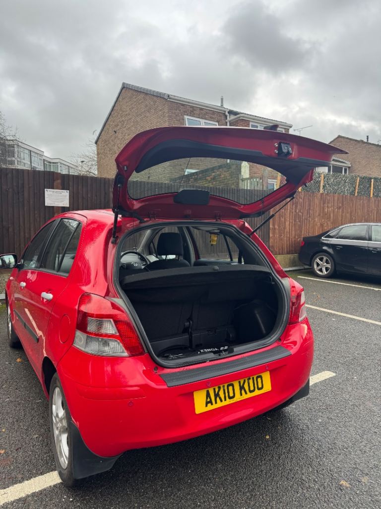 Toyota, YARIS, Hatchback, 2010, Manual, 1329 (cc), 5 doors