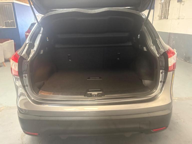 2014 Nissan Qashqai 1.2 DiG-T Acenta 5dr HATCHBACK PETROL Manual