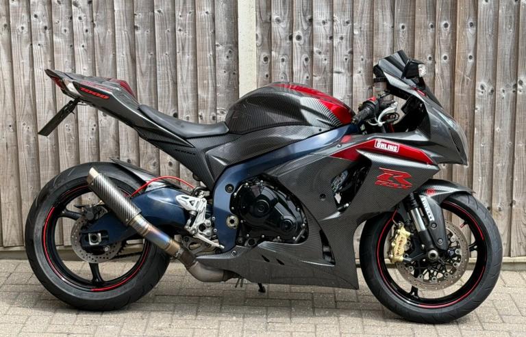SUZUKI GSXR 1000 L2 2013 (62) SUPER SPORT + FULL SERVICE HISTORY 
