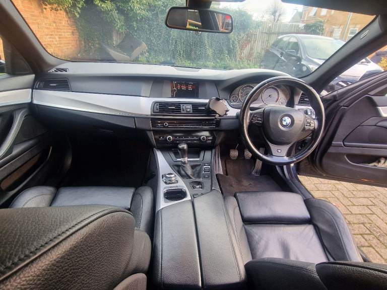 BMW, 5 SERIES,  2..0 520 dM Sport, 2012, Manual, 1995 (cc), 4 doors