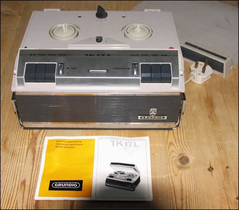 Grundig TK17L Deluxe Reel to Reel Tape Recorder