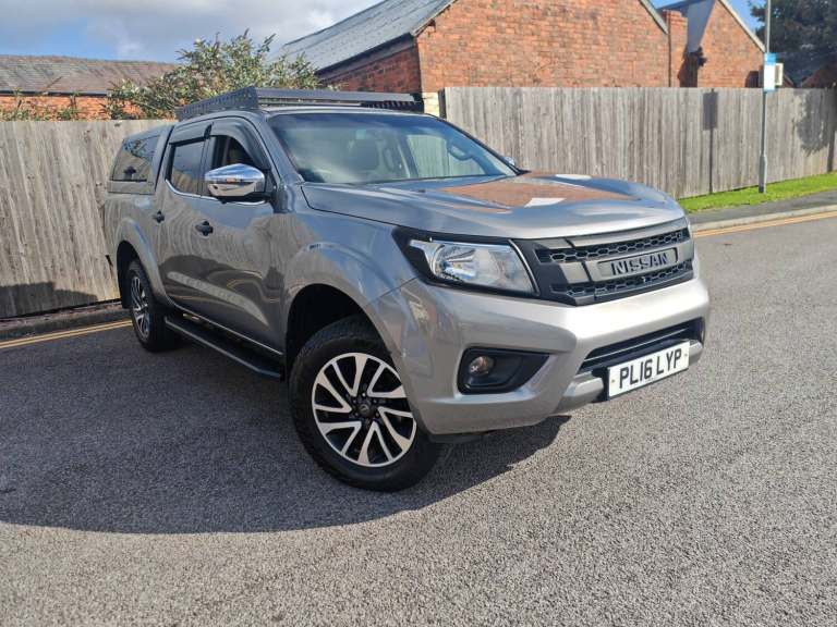 2016 Nissan Navara Double Cab Pick Up N-Connecta 2.3dCi 190 4WD PICK UP Diesel Manual