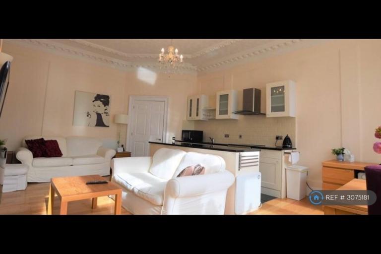 2 bedroom flat in Wetherby Road, Leeds, LS8 (2 bed) (#3075181)