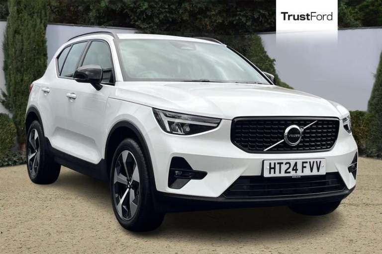 2024 Volvo XC40 2.0 B3P Plus Dark 5dr Auto ESTATE PETROL Semi Automatic