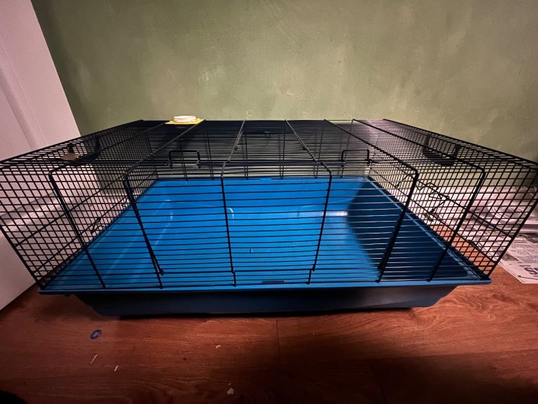 Hamster cage with accessories 