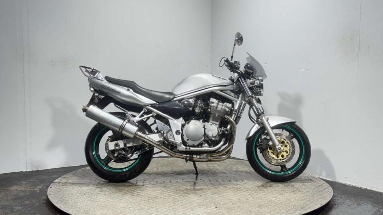 Suzuki Bandit 600 GSF 2003 35K RUNNING PROJECT BIKE 600CC SPARES OR REPAIR