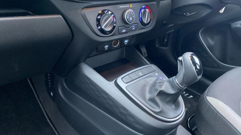 2025 Hyundai i10 1.2 [79] Advance 5dr Auto [Nav] Petrol Hatchback Hatchback Petrol Automatic