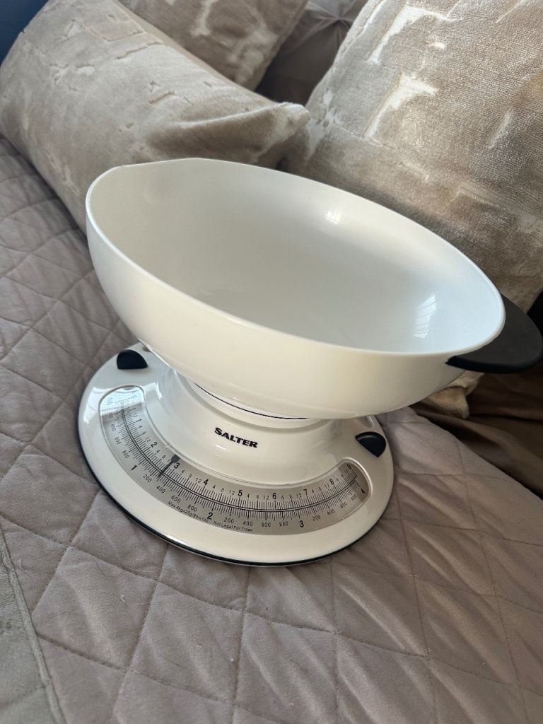 Salter white mechanical kitchen scales