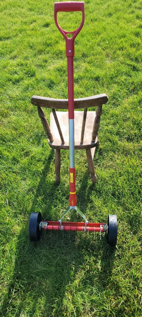Lawn Scarifier for Moss and Thatch removal - Wolf Garten