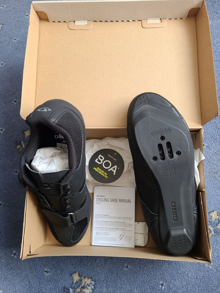 Giro Cycling Shoes, Brand New