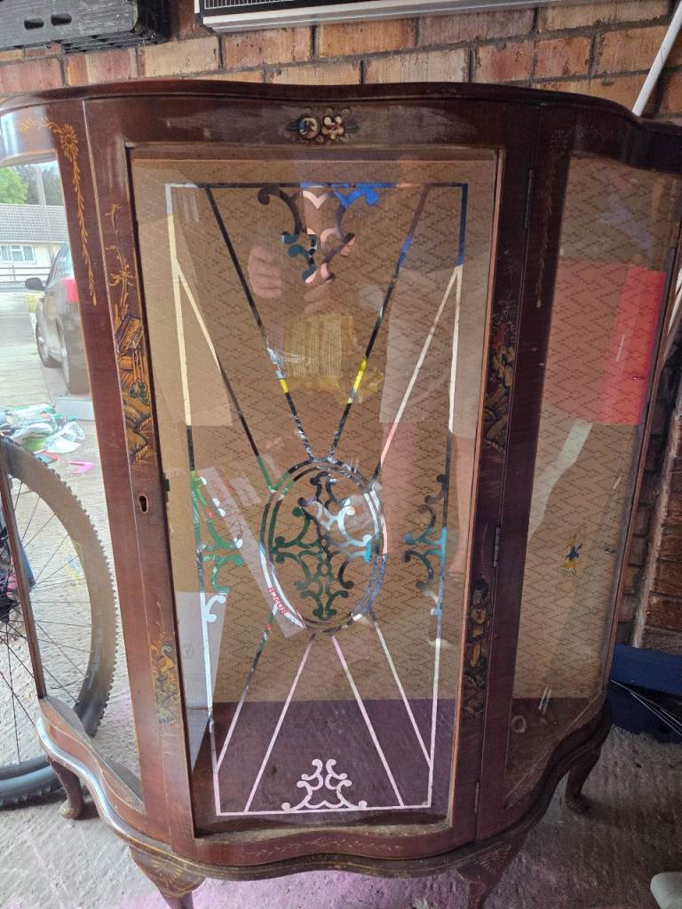 Brown China cabinet 