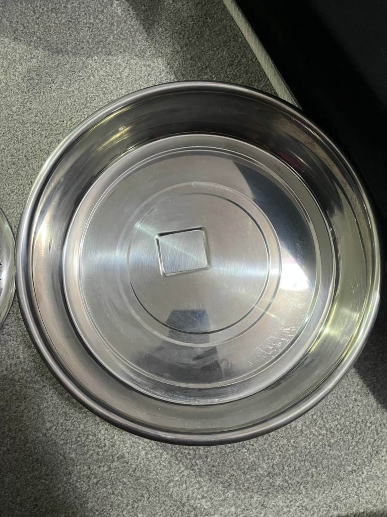 Barely used - Drinkwell 360 Stainless Steel Dog & Cat Water Fountain