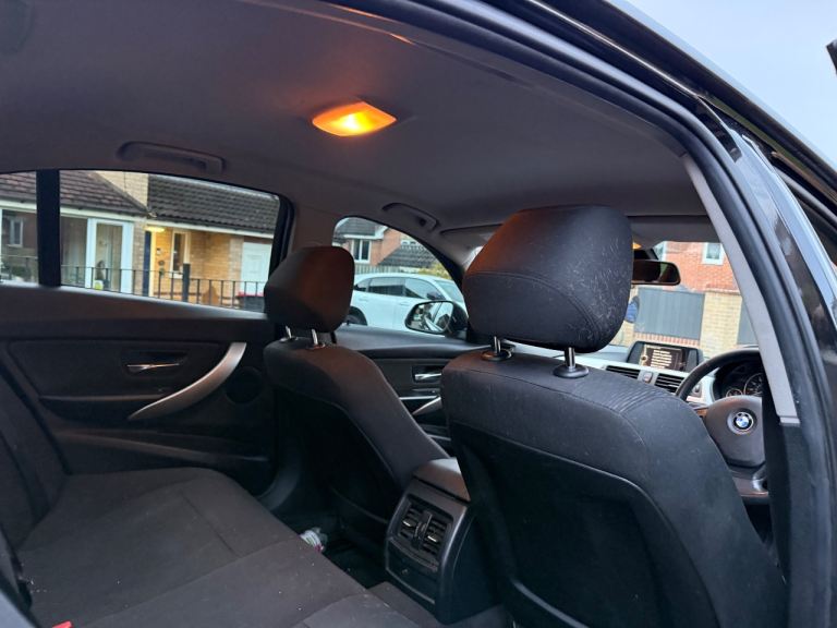 BMW, 3 SERIES, Saloon, 2013, Manual, 1995 (cc), 4 doors