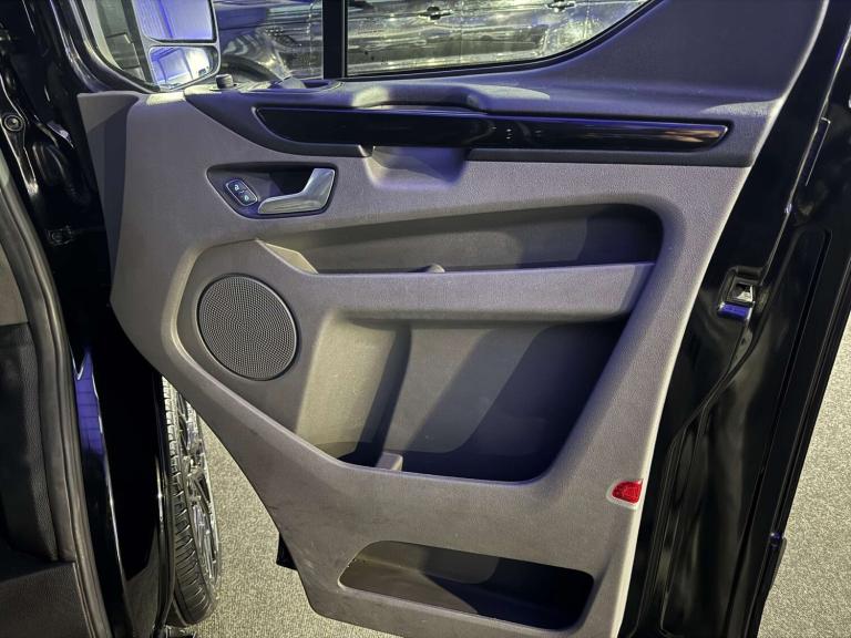 2022 Ford Transit Custom 2.0 Transit Custom 300 Limited EcoBlue 5dr Panel Van Diesel Manual