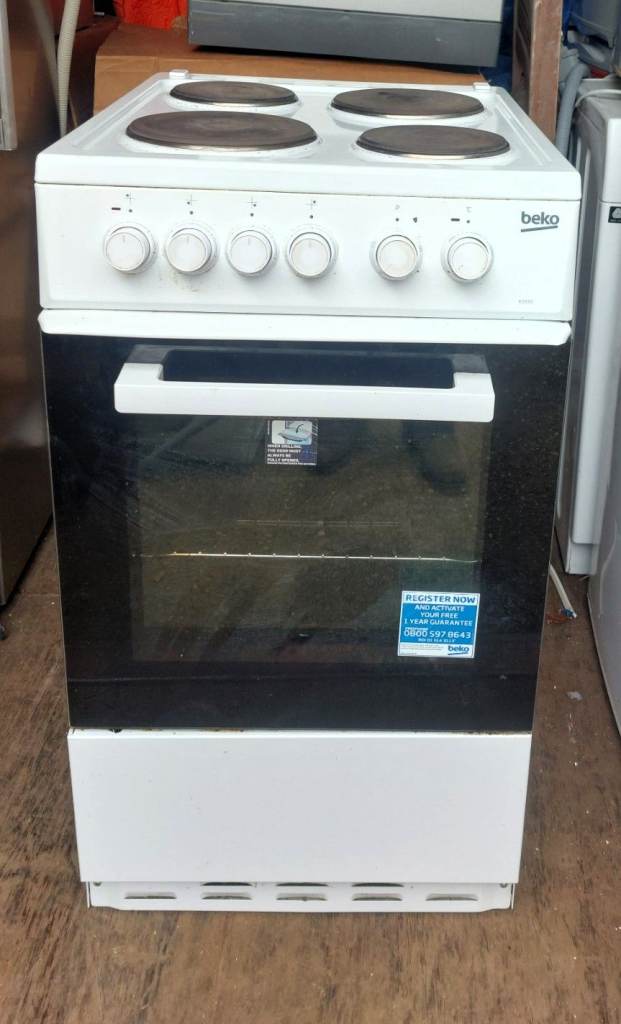 Beko 50cm Electric Cooker - Hot Plates