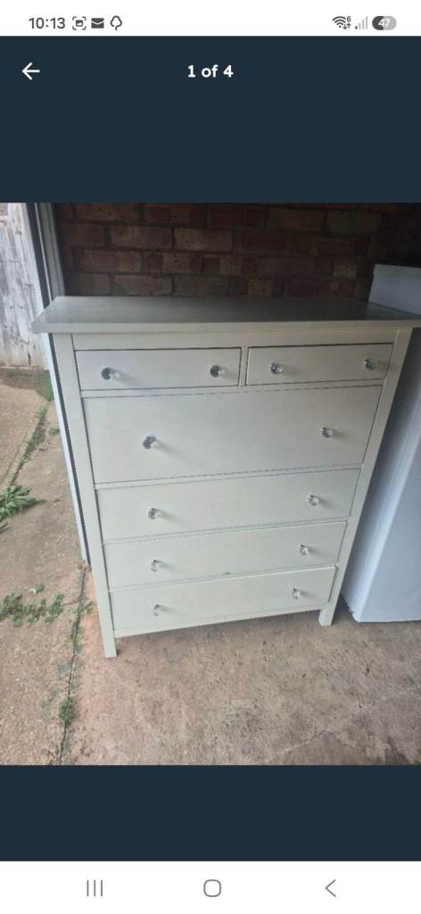 White Wooden Chest of Drawers – Good Condition