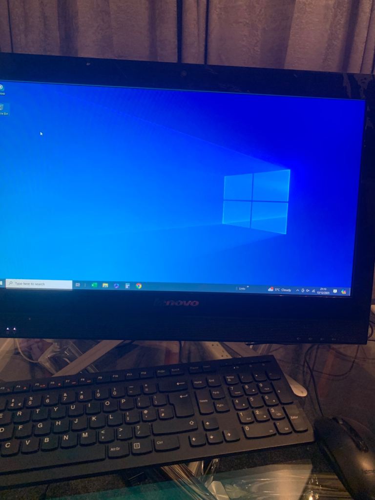 Lenovo Desktop All in one Computer
