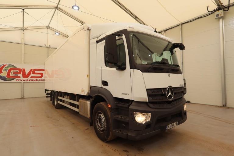 2019 (19 PLATE) Mercedes Benz  Antos 2530 6x2 Euro 6 Refrigerated