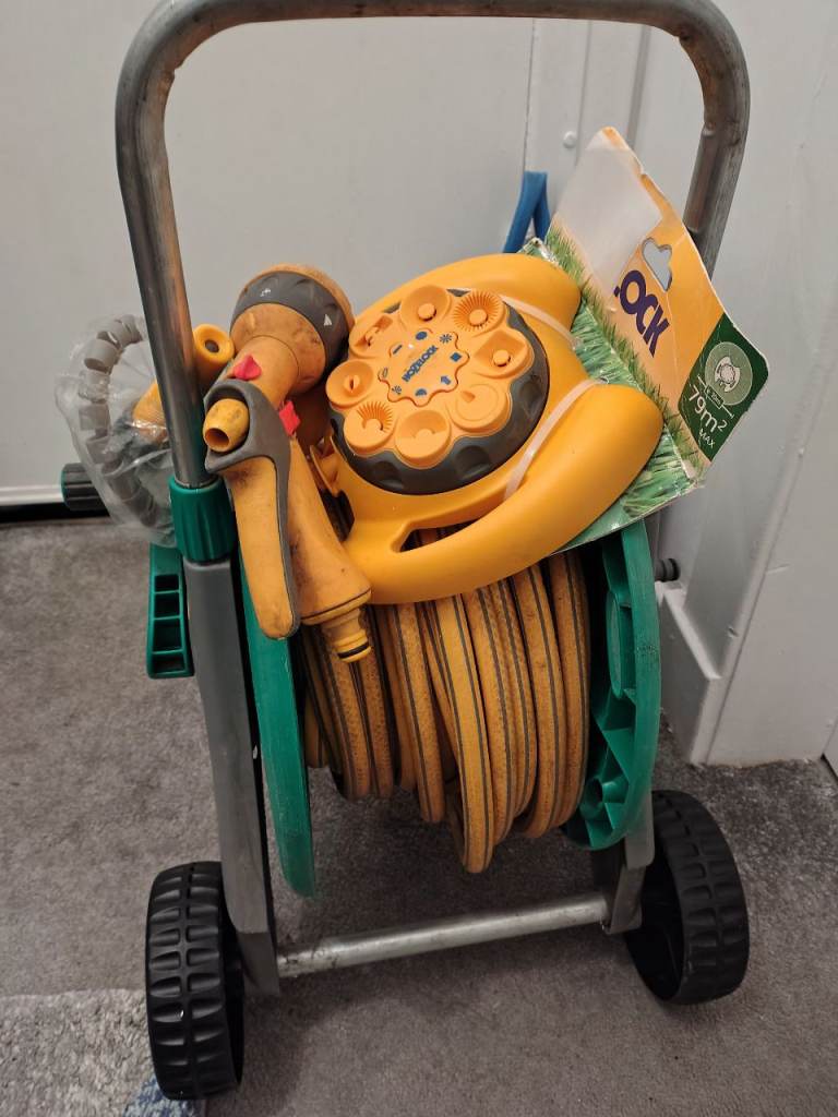 image for Hozelock Hose and Reel 