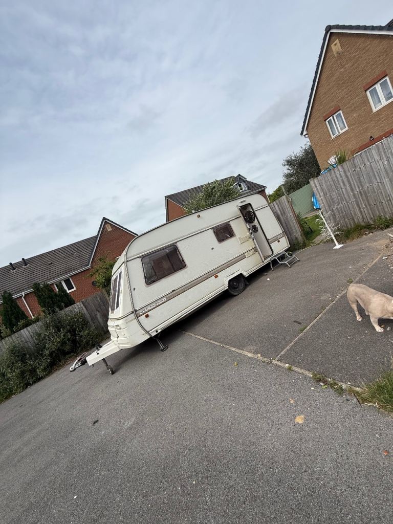 Swift challenger caravan 4 berth 