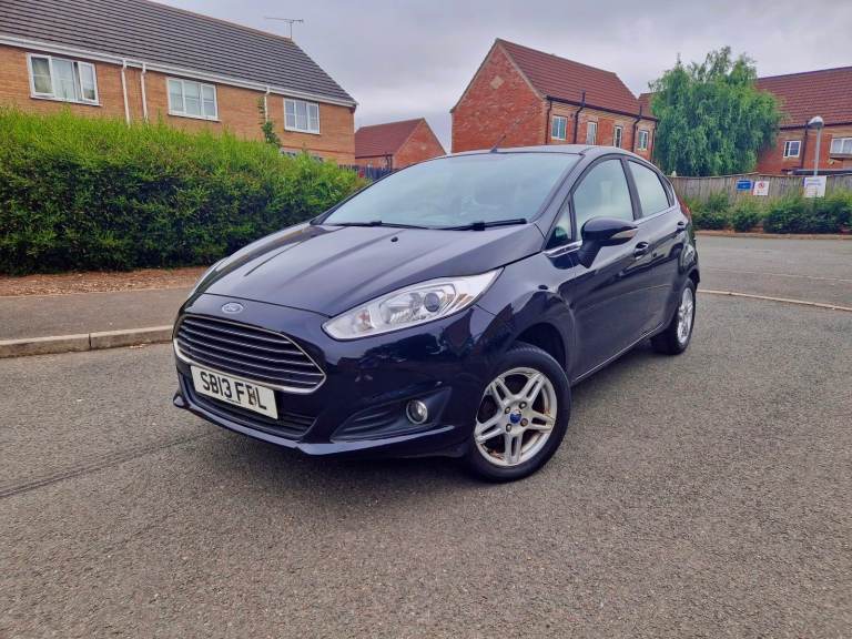 Ford, FIESTA, Hatchback, 2013, Manual, 1241 (cc), 5 doors