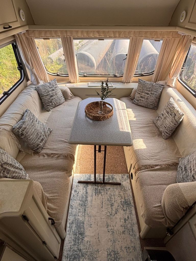 ✨ Beautifully Refurbished 4-Berth Caravan – Ready to Go! ✨