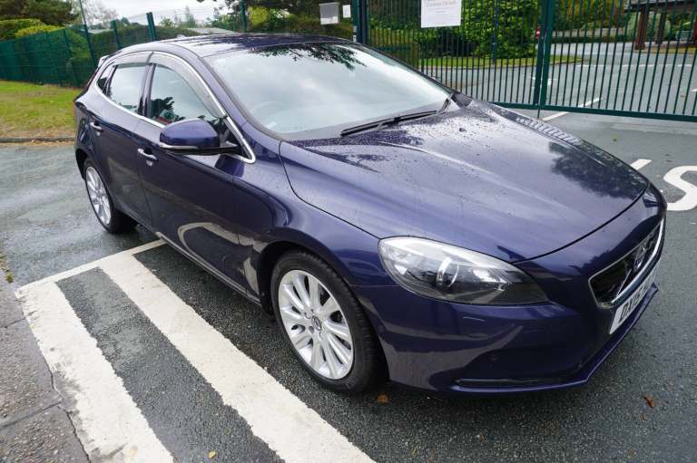 2026 Volvo V40 T4 1.6 AUTOMATIC HATCHBACK Petrol Automatic