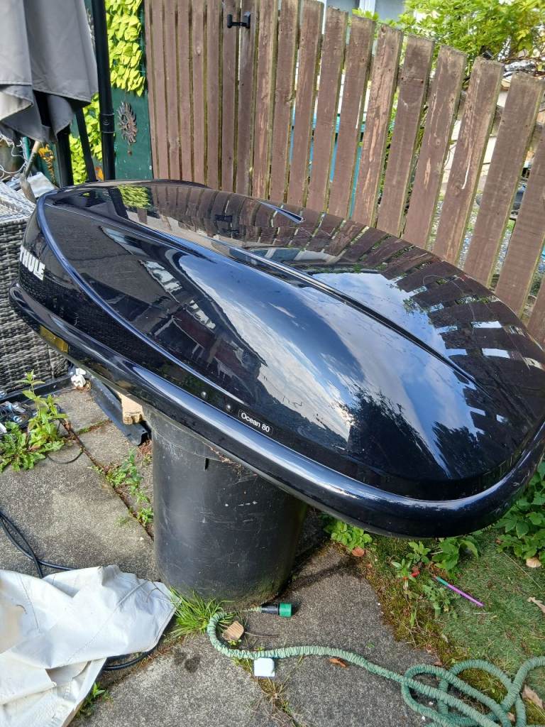 Thule car roof box