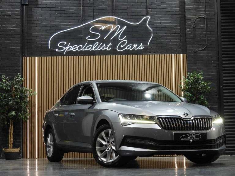 2021 71 SKODA SUPERB 1.5 TSI ACT SE TECHNOLOGY HATCHBACK 5DR PETROL MANUAL EURO