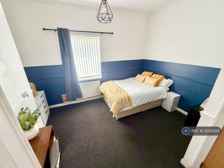 1 bedroom in Uplands Crescent, Swansea, SA2 (#3005424)