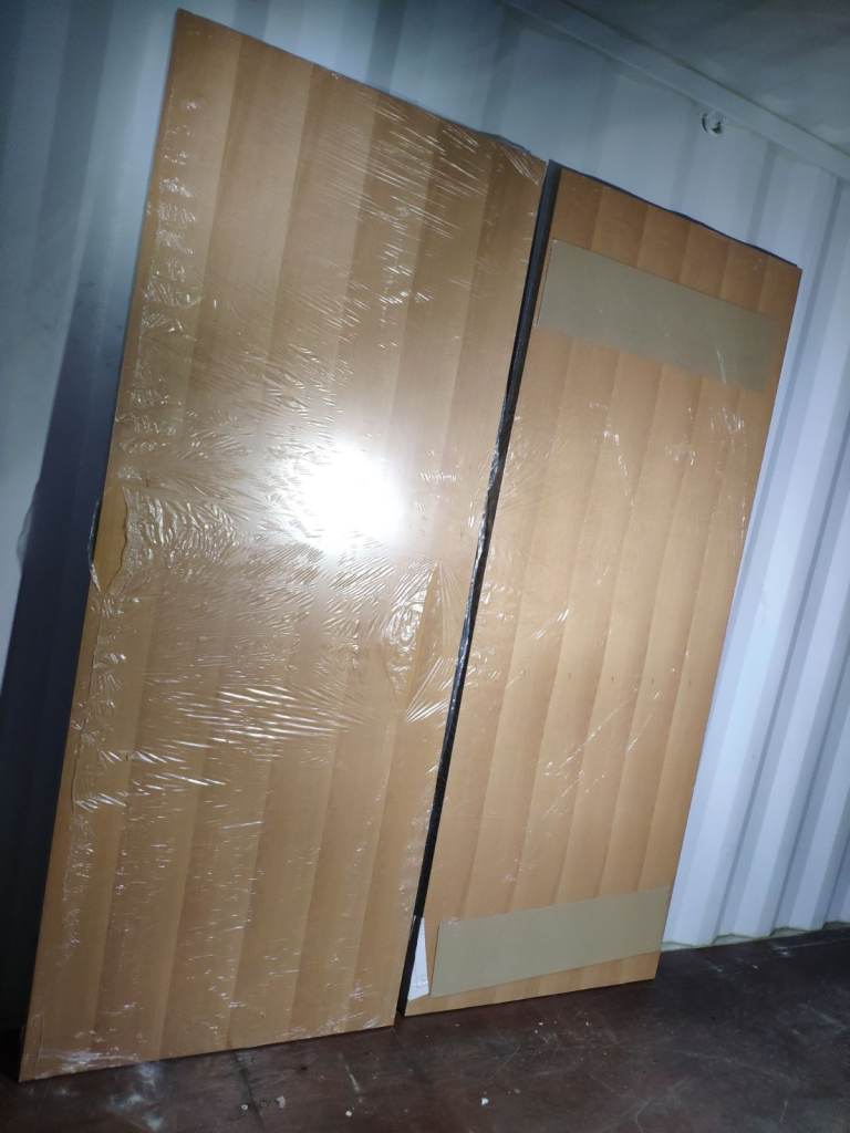 JB Kind Beech Grained Flush Veneer Internal Door: 2040 x 826mm 