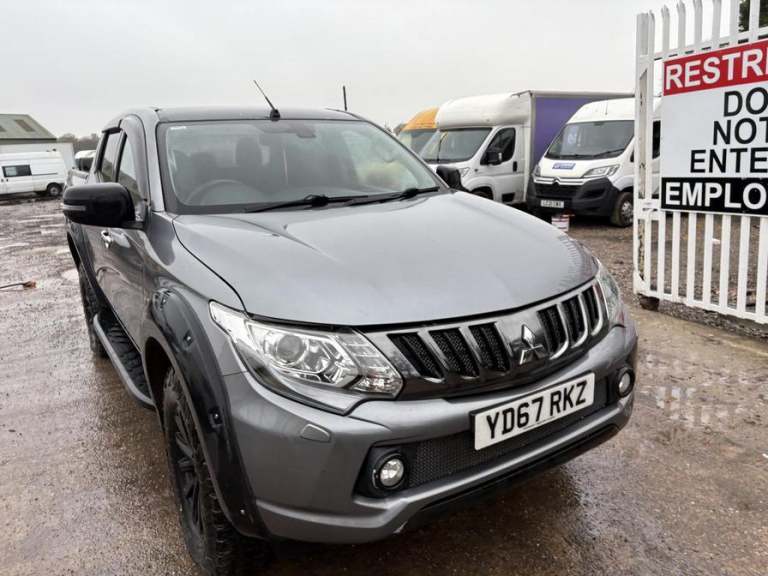 2018 Mitsubishi L200 L200 Barbarian DI-D 4x4 DIESEL Manual
