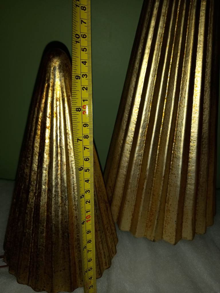 Modern style set of 3 gold Christmas  tree ornaments 50% RRP