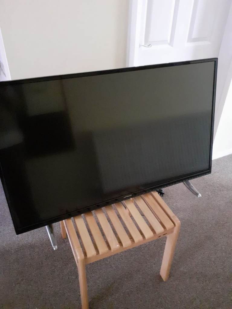 Hitachi 43 inch TV combi 