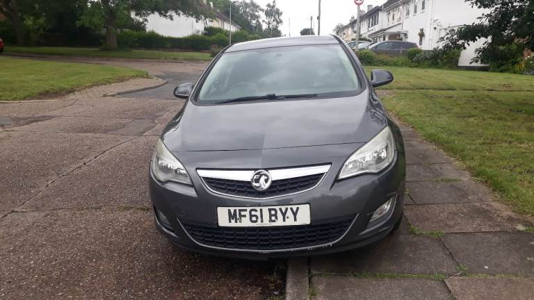 Vauxhall, ASTRA, Hatchback, 2011, Manual, 1686 (cc), 5 doors